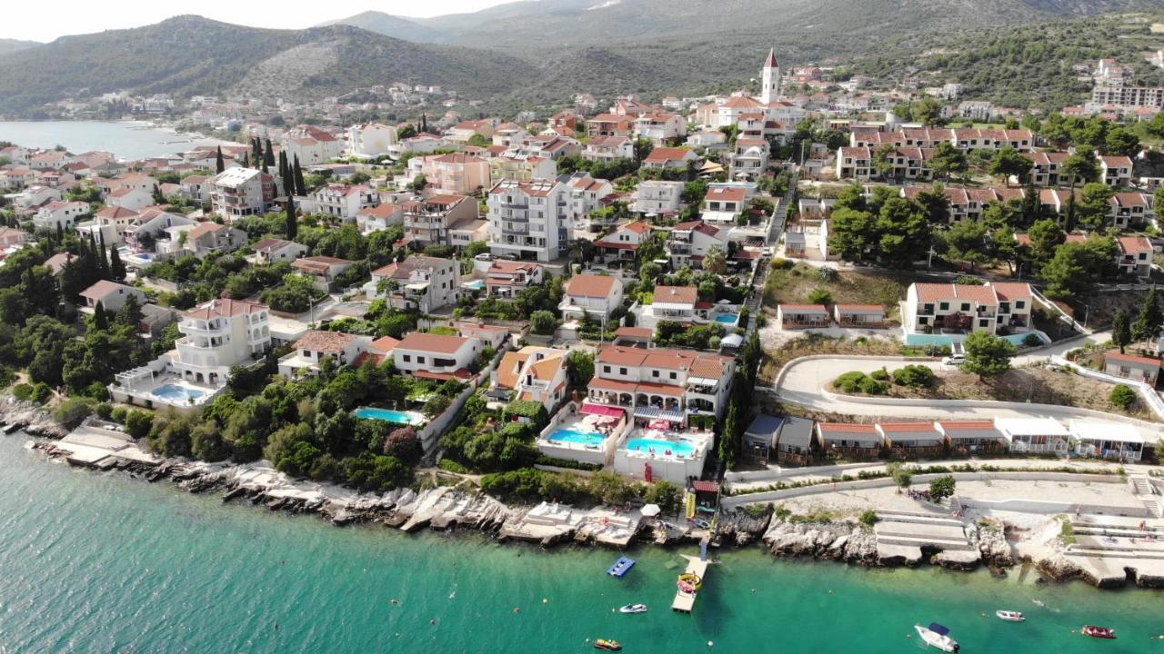 Apartments Villa Marija Seget Vranjica Exterior photo